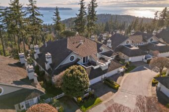 #7 - 5110 Alderfeild Place